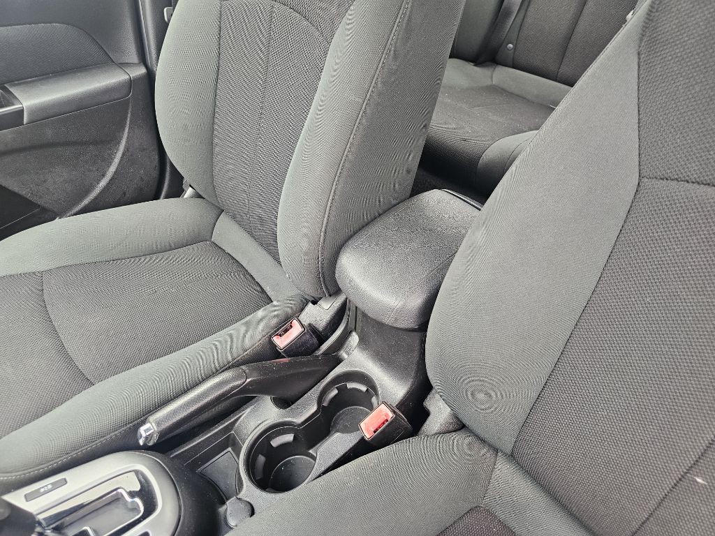 2011 Chevrolet Cruze Image 13