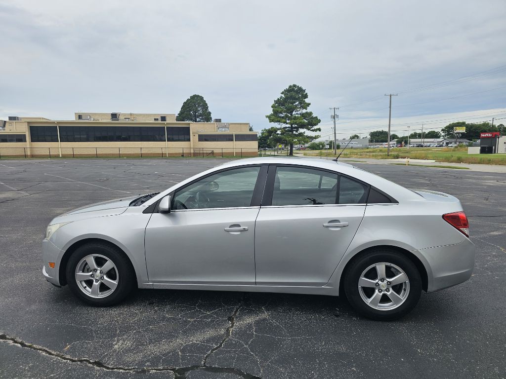 2011 Chevrolet Cruze Image 23