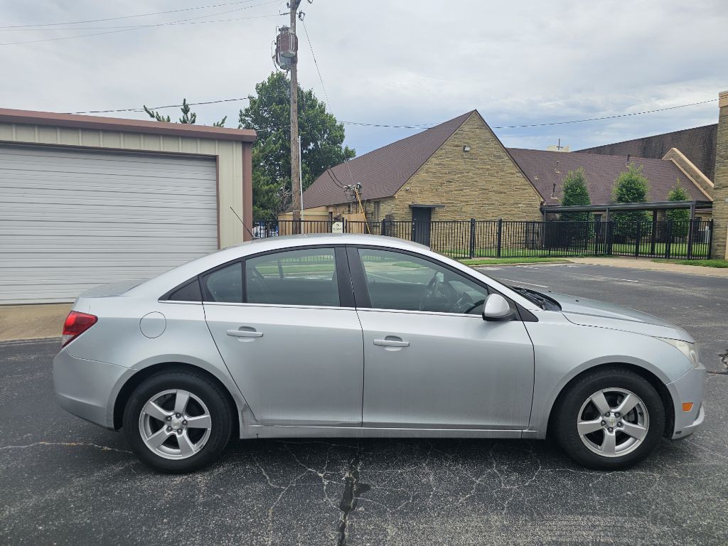 2011 Chevrolet Cruze Image 27