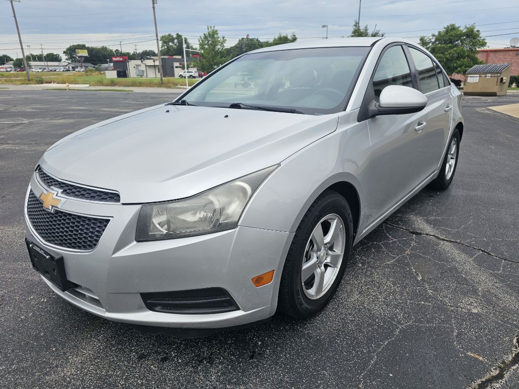 2011 Chevrolet Cruze Image 28