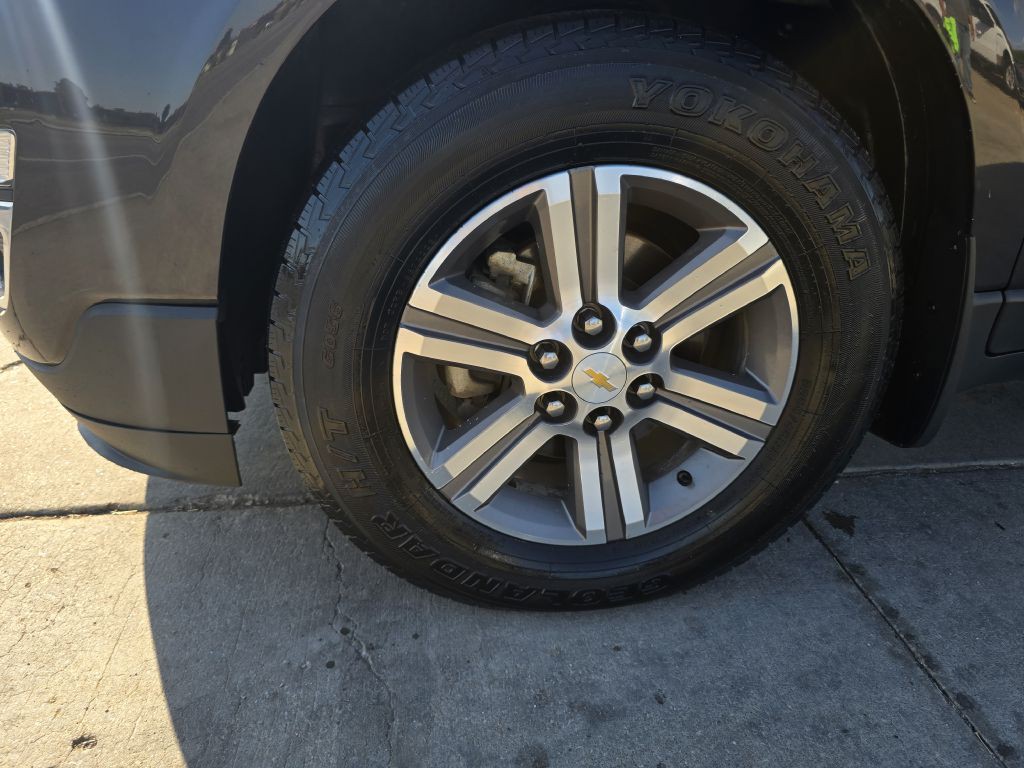 2017 Chevrolet Traverse Image 12