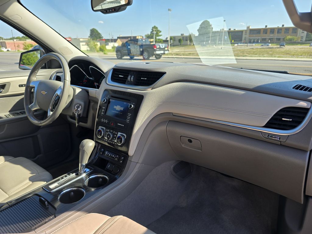 2017 Chevrolet Traverse Image 22