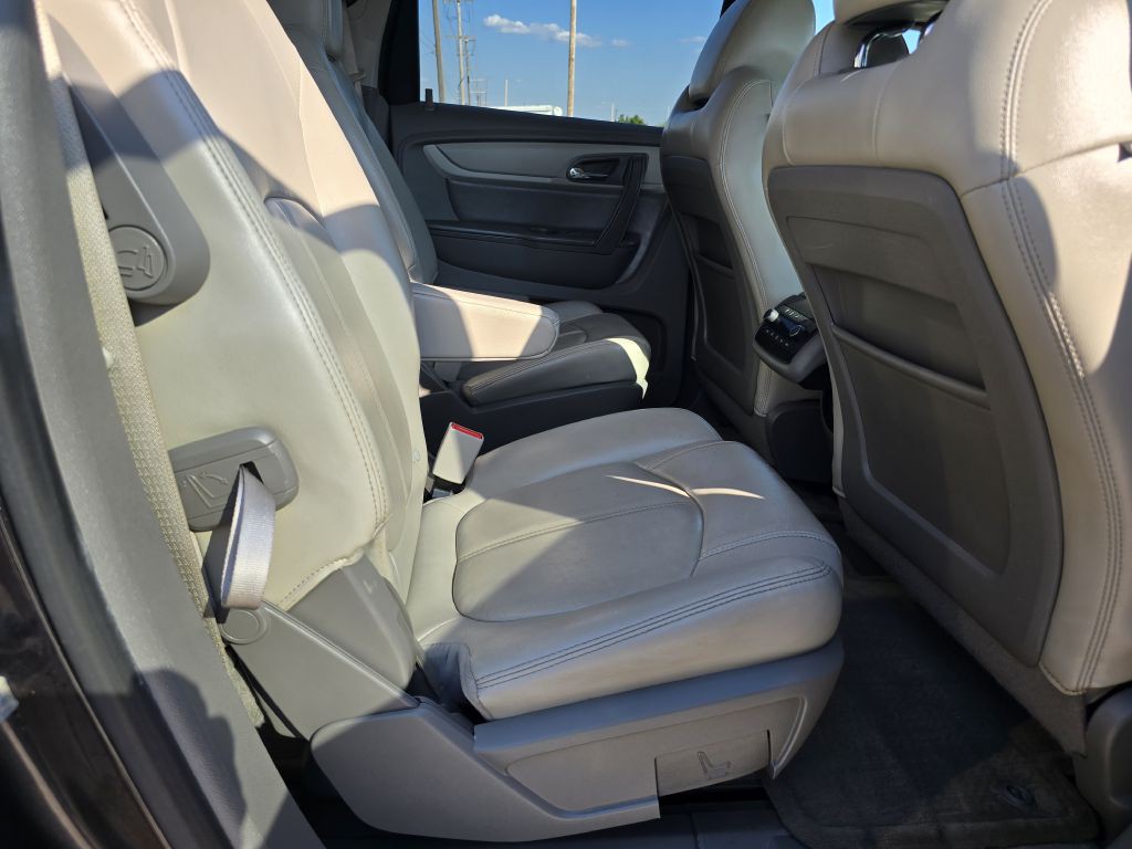 2017 Chevrolet Traverse Image 25