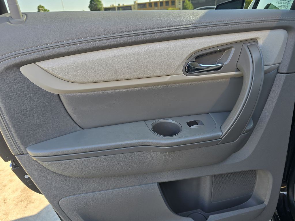 2017 Chevrolet Traverse Image 32