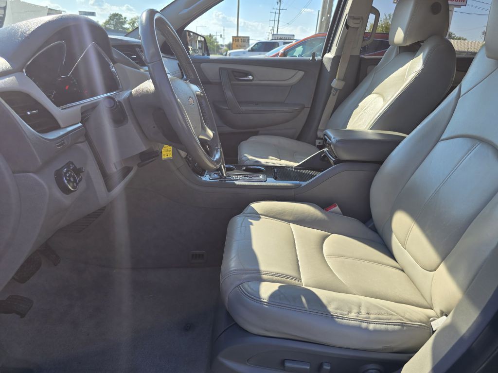 2017 Chevrolet Traverse Image 39