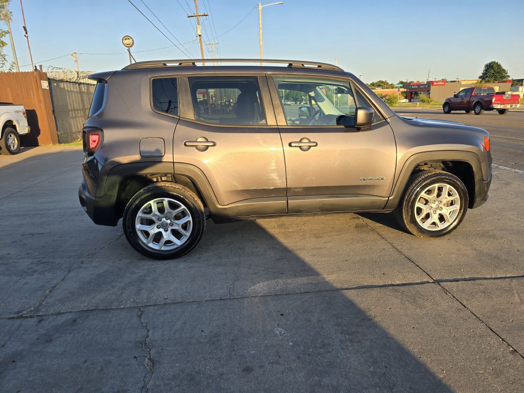 2016 Jeep Renegade Image 2
