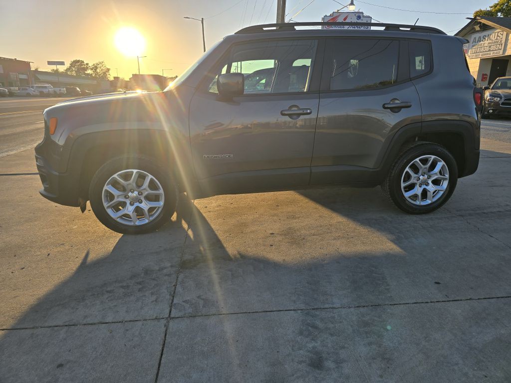 2016 Jeep Renegade Image 8