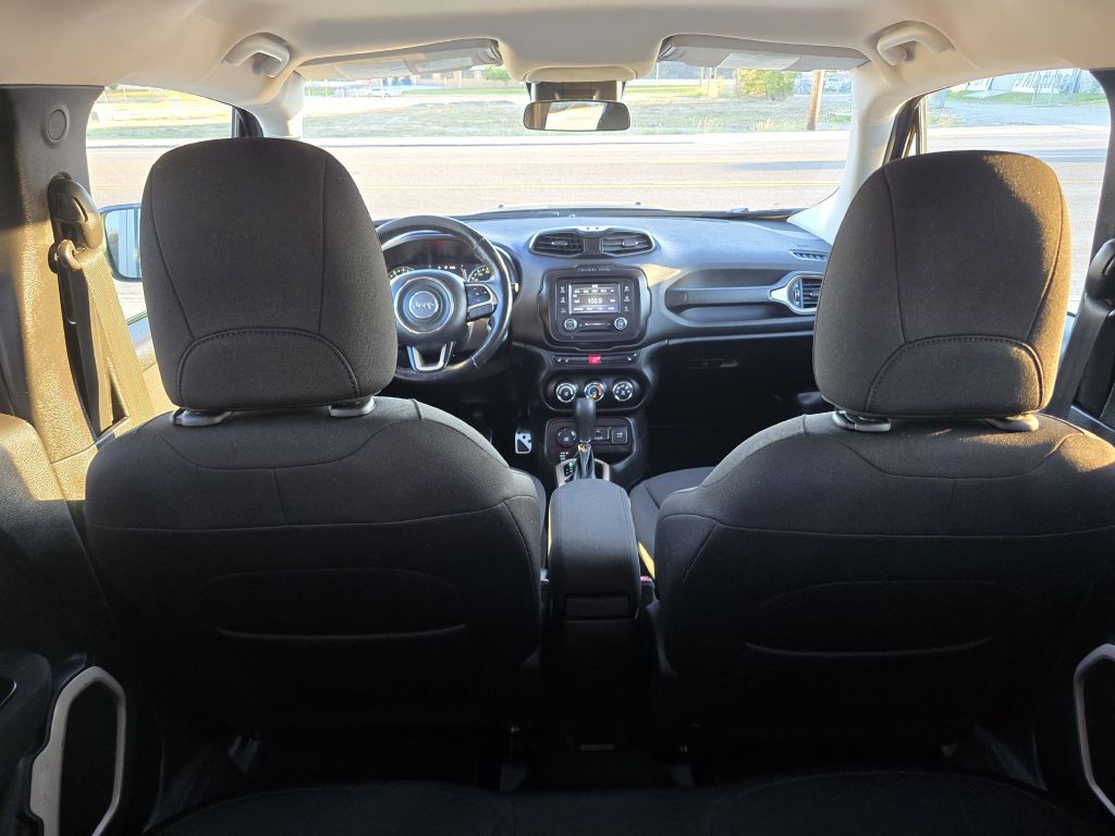 2016 Jeep Renegade Image 28