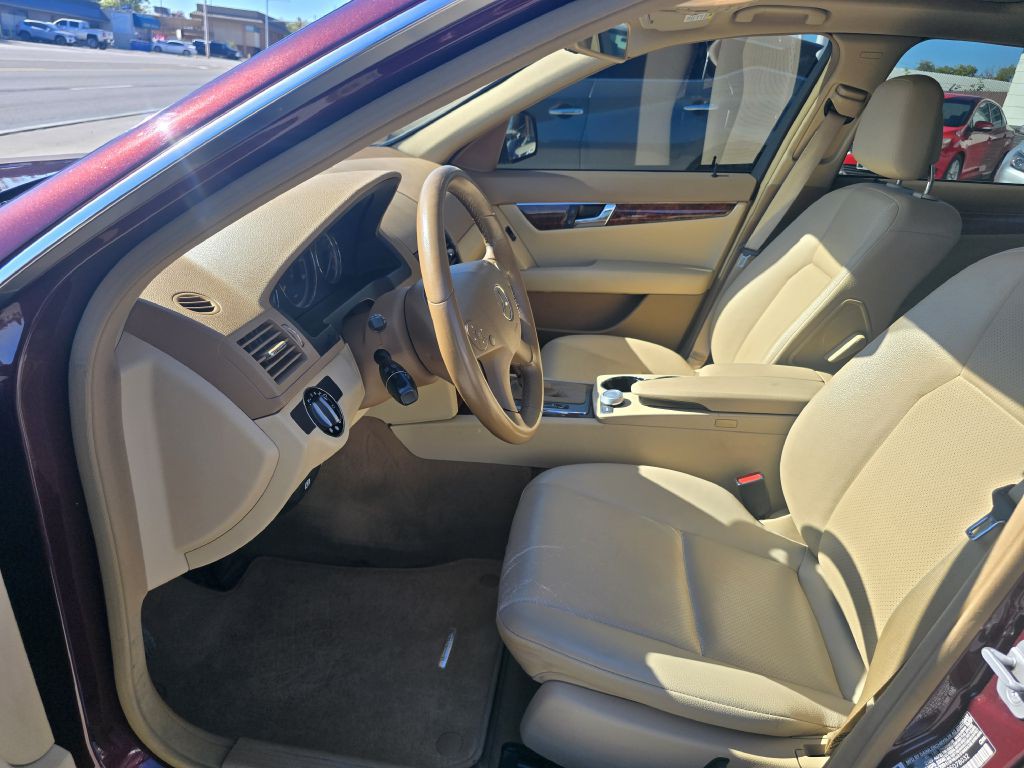 2008 Mercedes-Benz C-Class Image 31