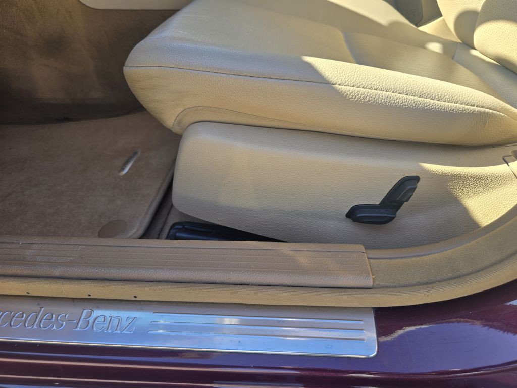 2008 Mercedes-Benz C-Class Image 32