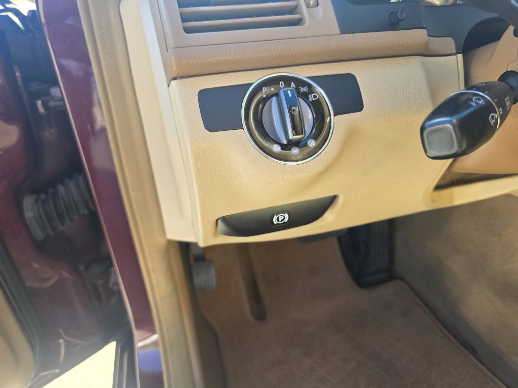 2008 Mercedes-Benz C-Class Image 33