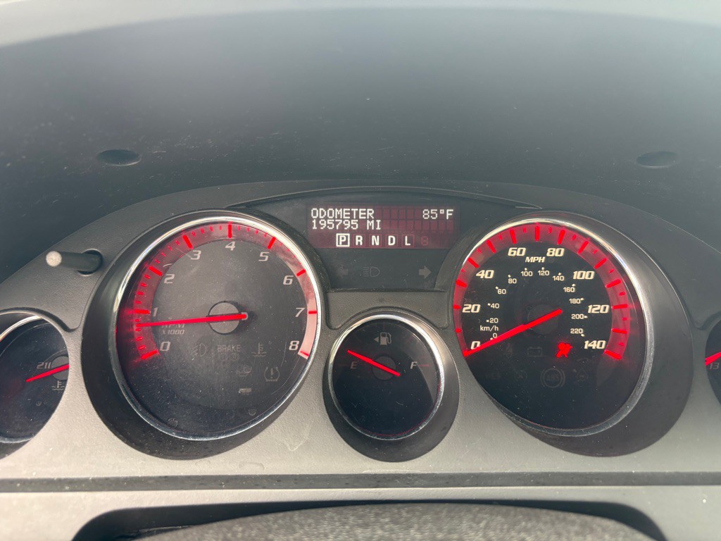 2008 GMC Acadia Image 5