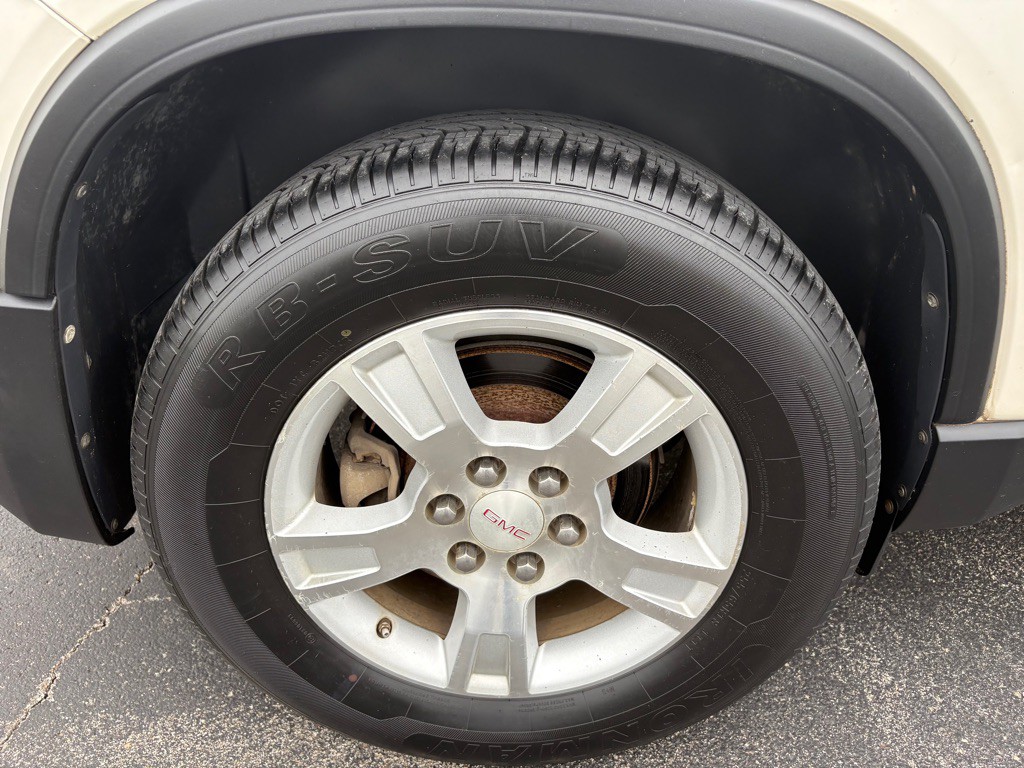 2008 GMC Acadia Image 24