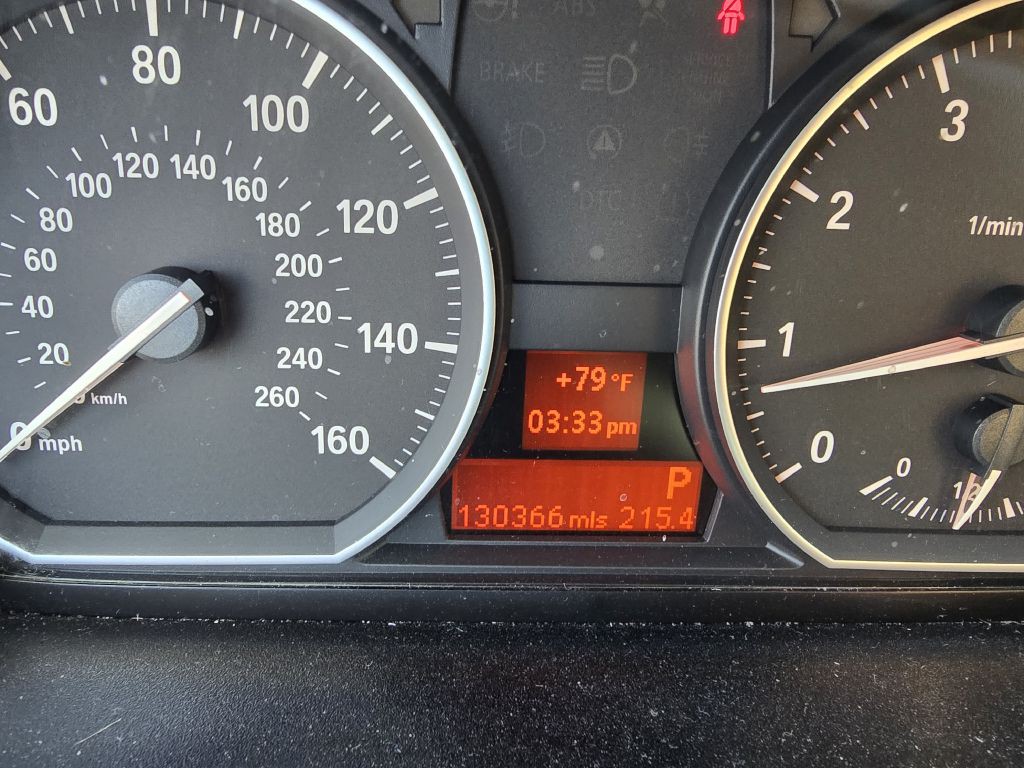 2011 BMW 1 Series Image 34