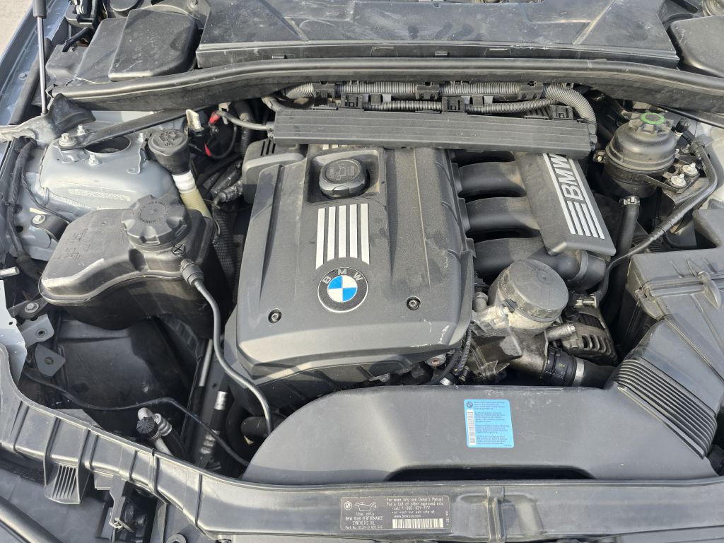 2011 BMW 1 Series Image 36