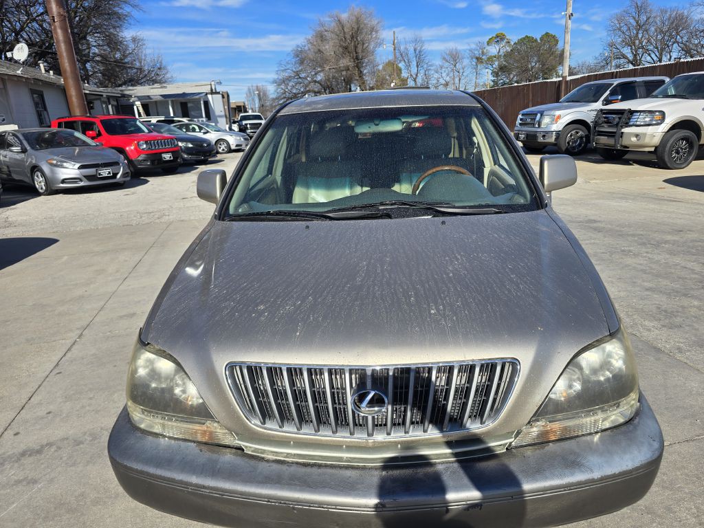 2001 Lexus RX Image 9