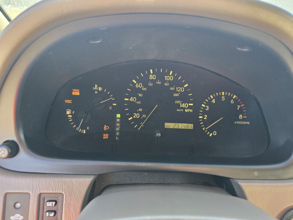 2001 Lexus RX Image 32