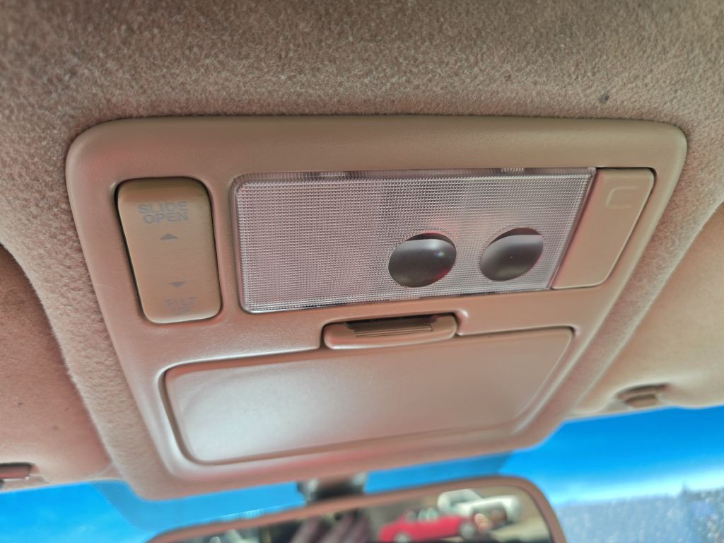 2001 Lexus RX Image 33