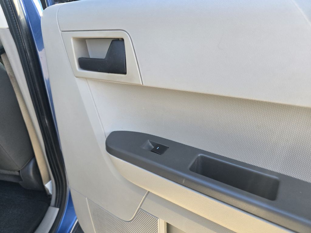 2009 Ford Escape Image 22
