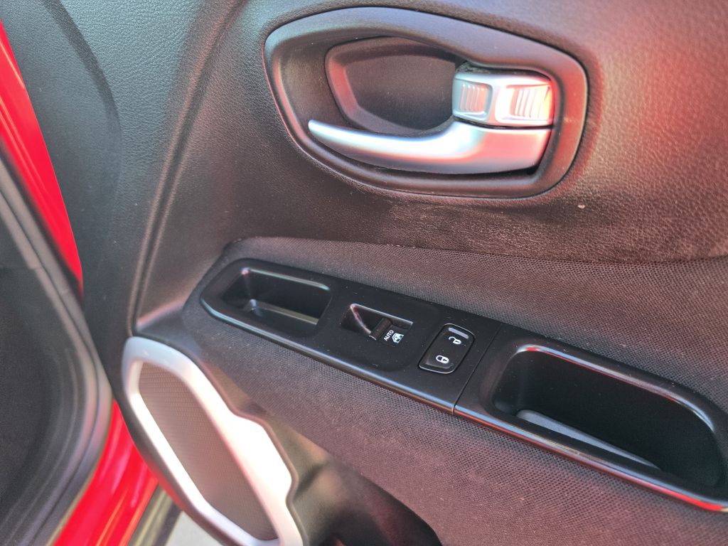 2018 Jeep Renegade Image 19