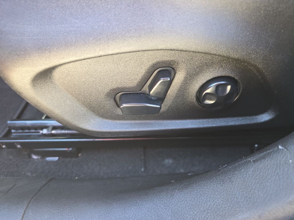 2018 Jeep Renegade Image 34