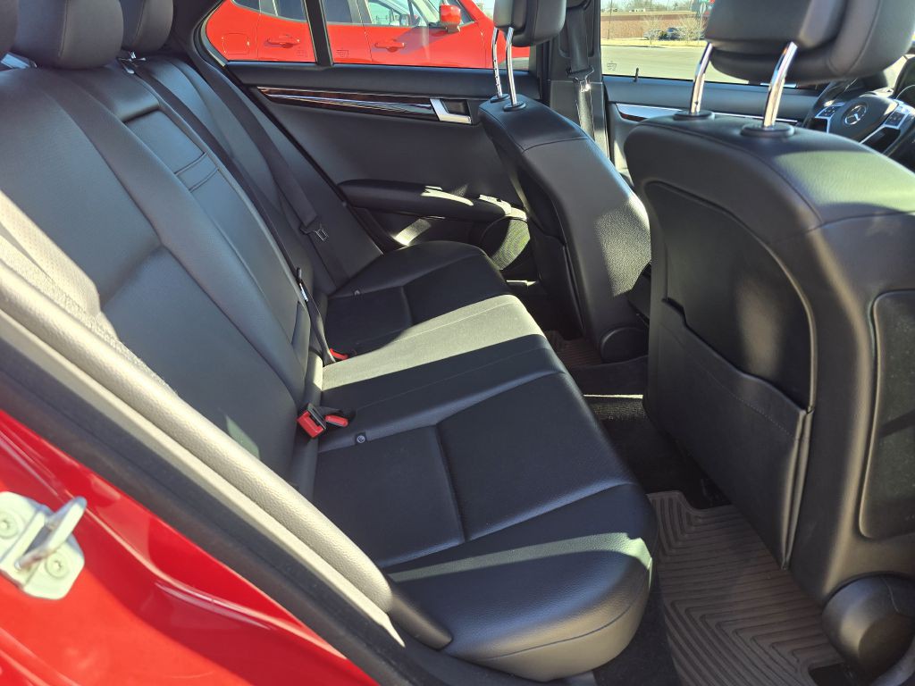 2014 Mercedes-Benz C-Class Image 27