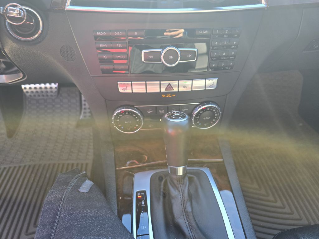 2014 Mercedes-Benz C-Class Image 42