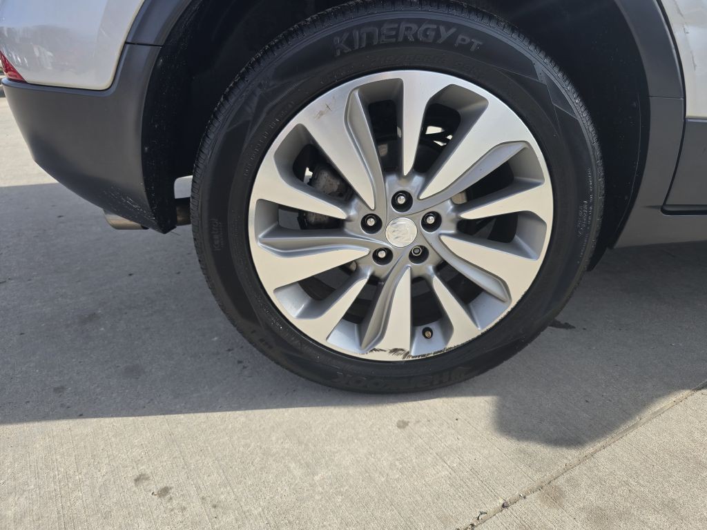 2018 Buick Enclave Image 13