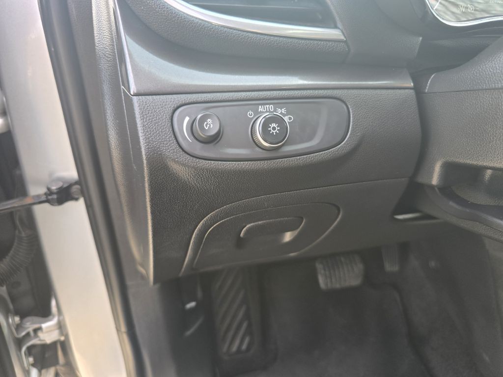 2018 Buick Enclave Image 34