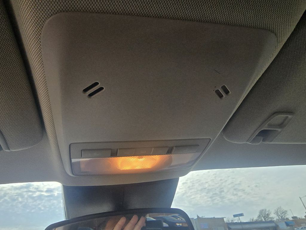 2018 Buick Enclave Image 37