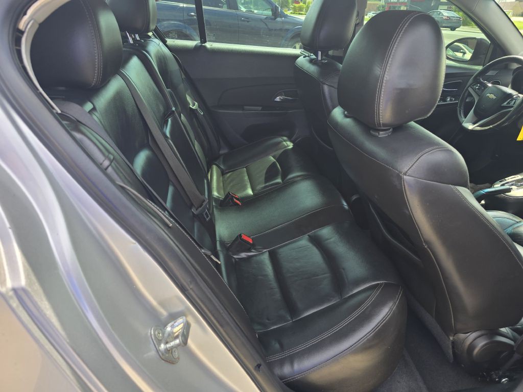 2013 Chevrolet Cruze Image 22