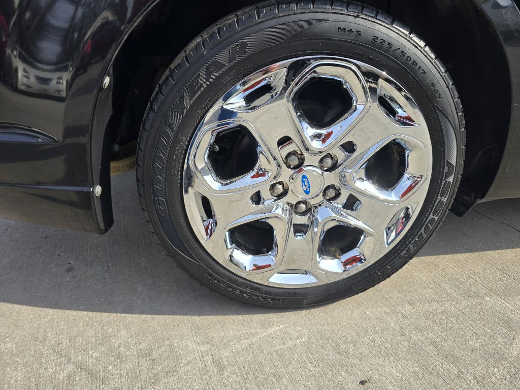 2010 Ford Fusion Image 15