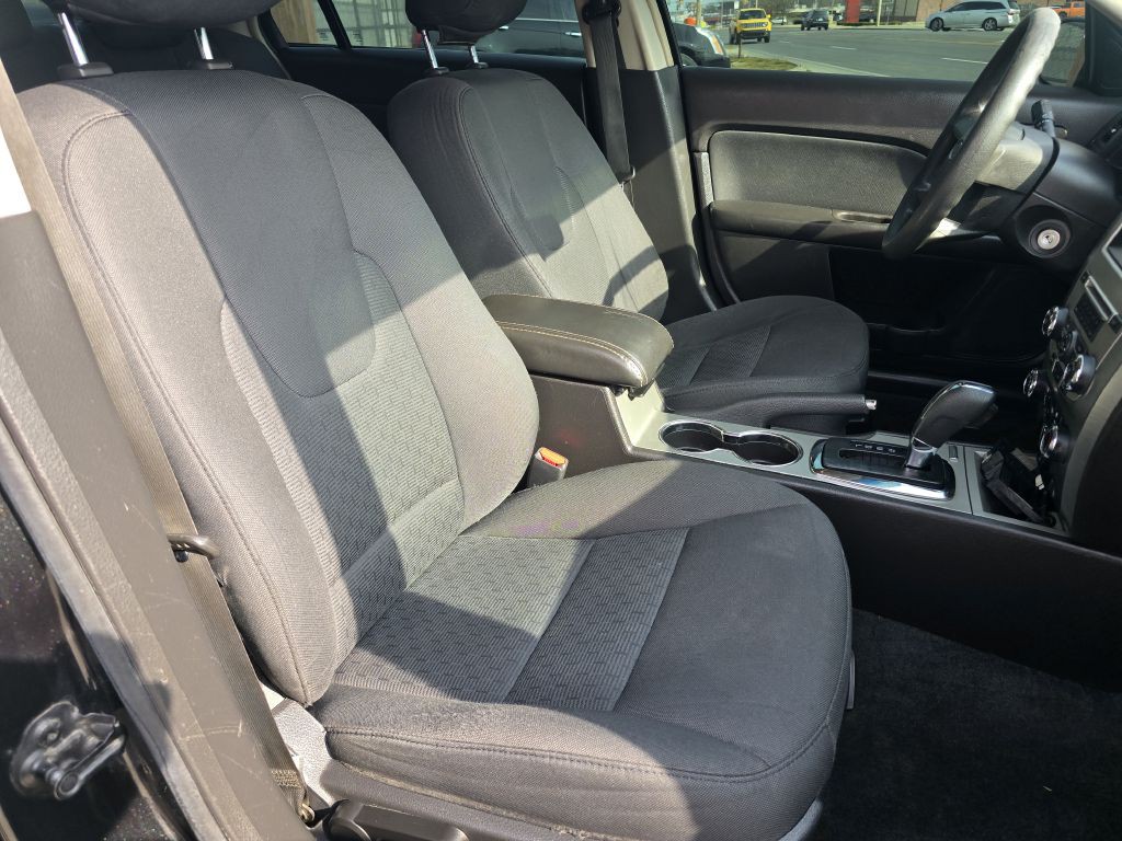 2010 Ford Fusion Image 20