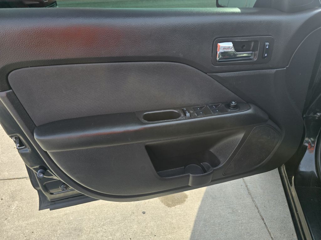 2010 Ford Fusion Image 30