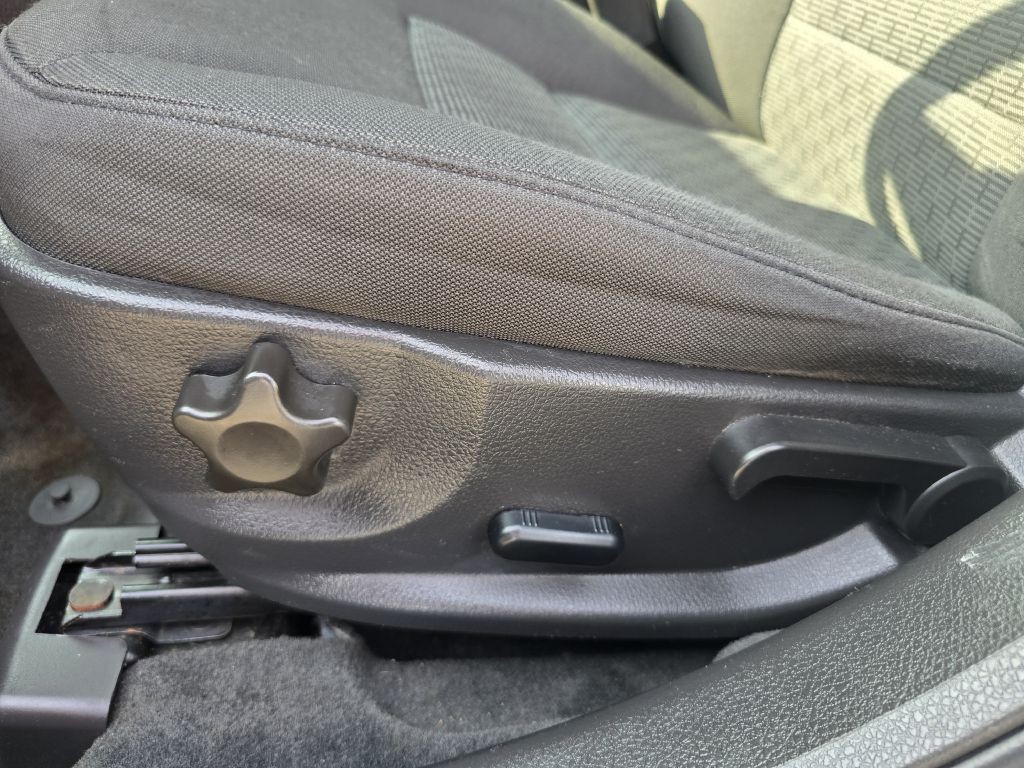 2010 Ford Fusion Image 33