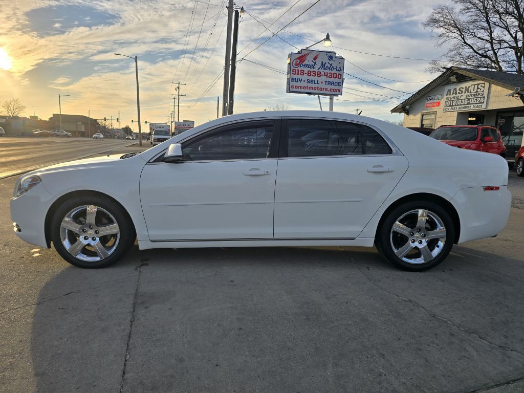 2011 Chevrolet Malibu Image 7