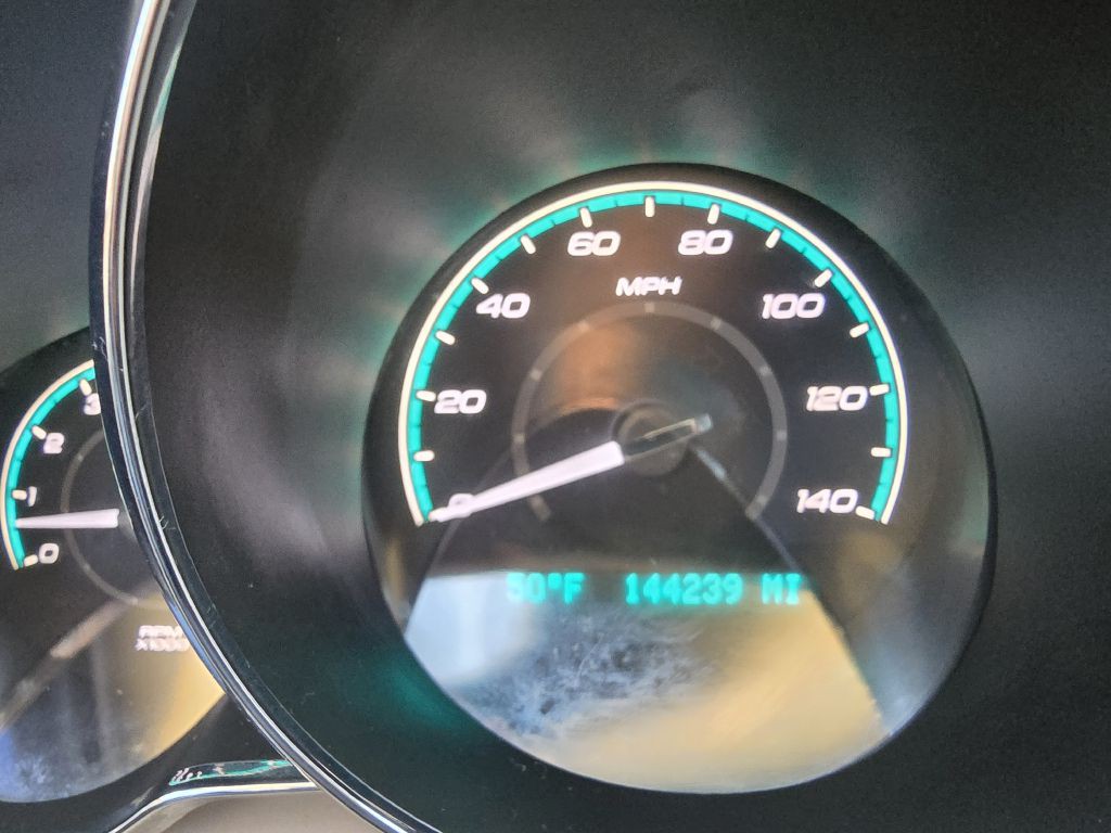 2011 Chevrolet Malibu Image 32