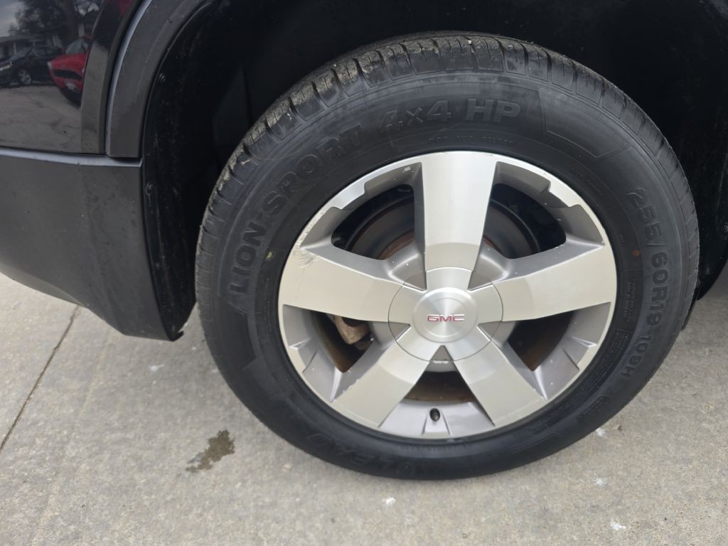 2010 GMC Acadia Image 14