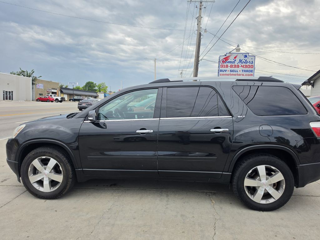 2010 GMC Acadia Image 8