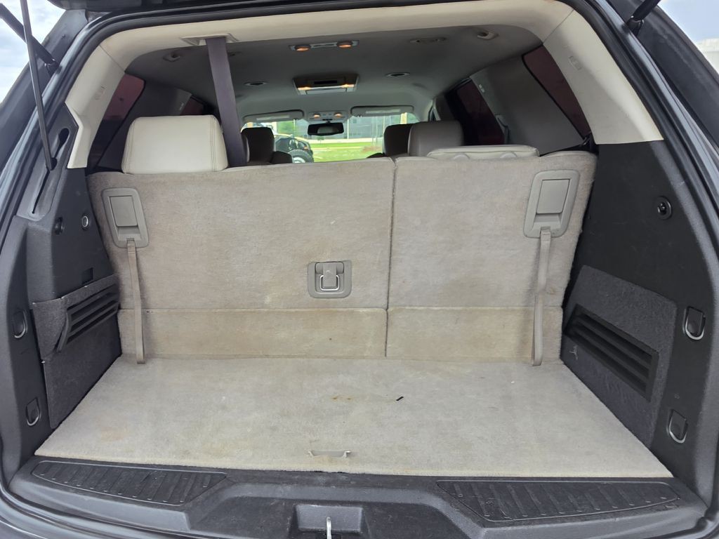 2010 GMC Acadia Image 27