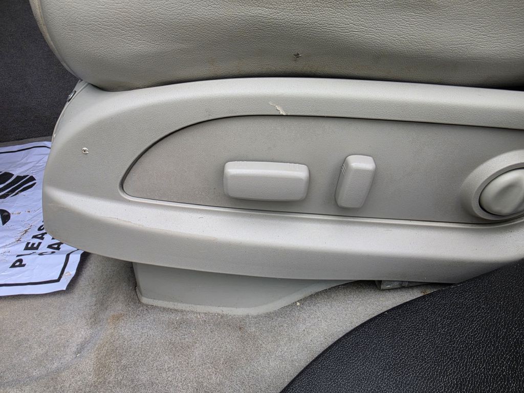 2010 GMC Acadia Image 34