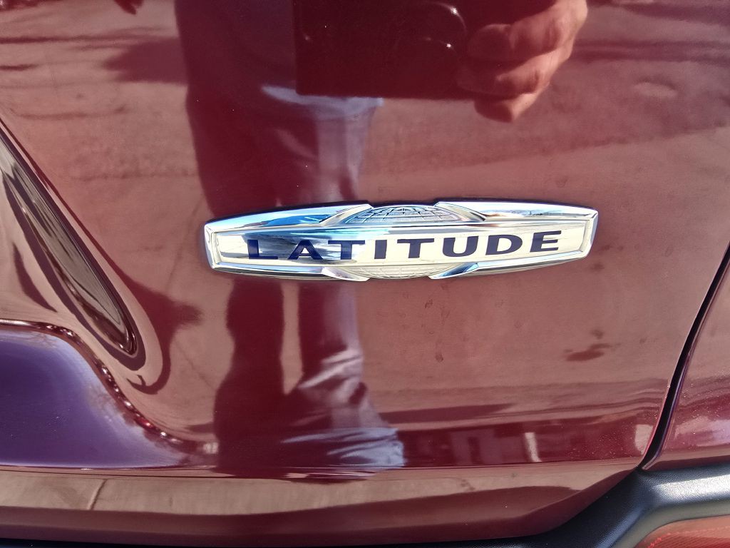 2021 Jeep Cherokee Image 5