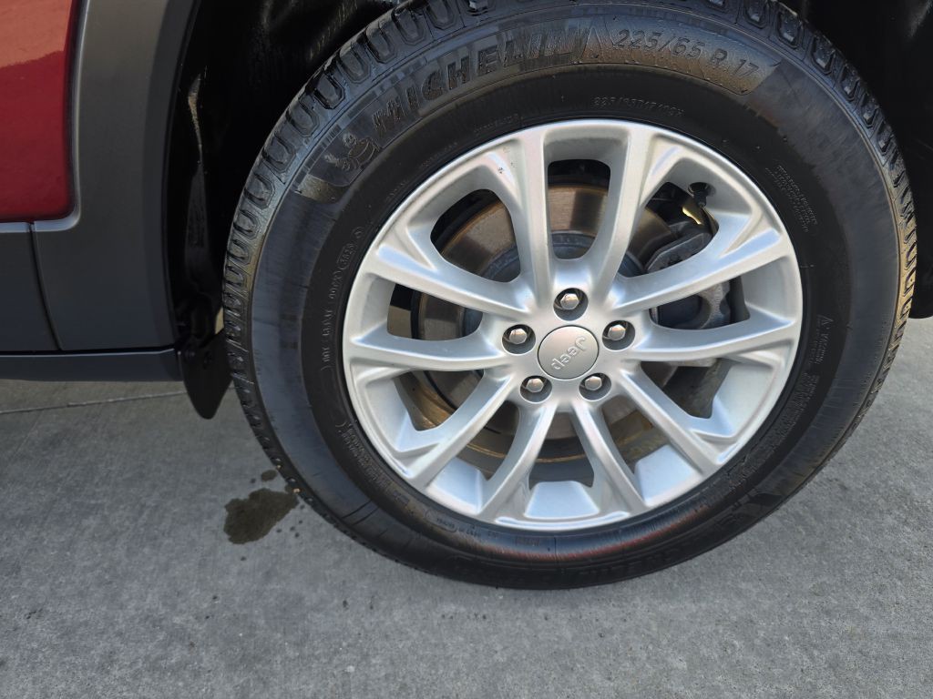 2021 Jeep Cherokee Image 15