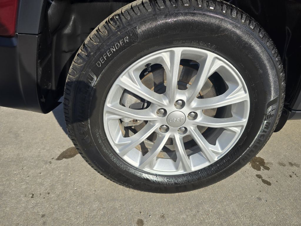 2021 Jeep Cherokee Image 16