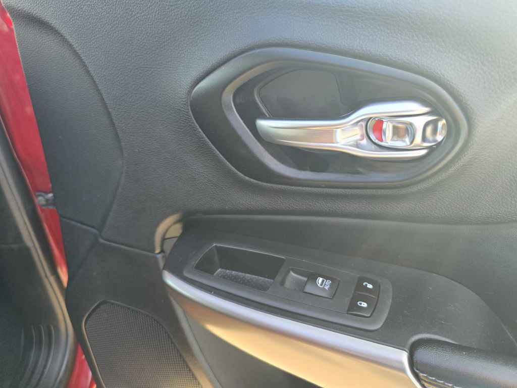 2021 Jeep Cherokee Image 19