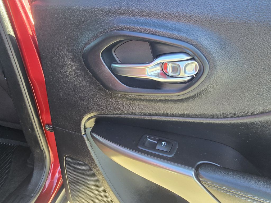 2021 Jeep Cherokee Image 23