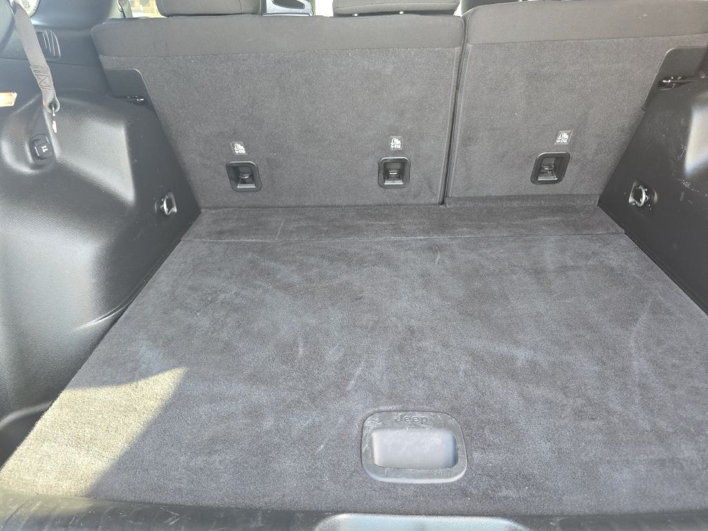 2021 Jeep Cherokee Image 26