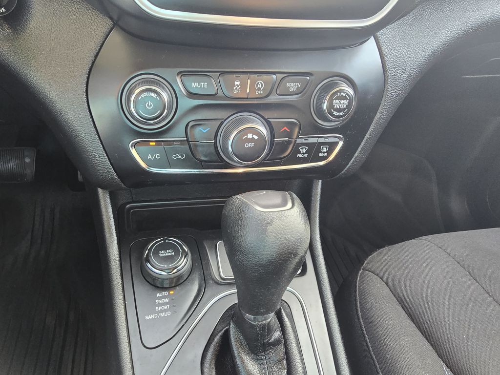 2021 Jeep Cherokee Image 41