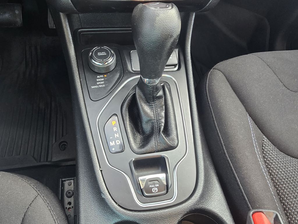 2021 Jeep Cherokee Image 42