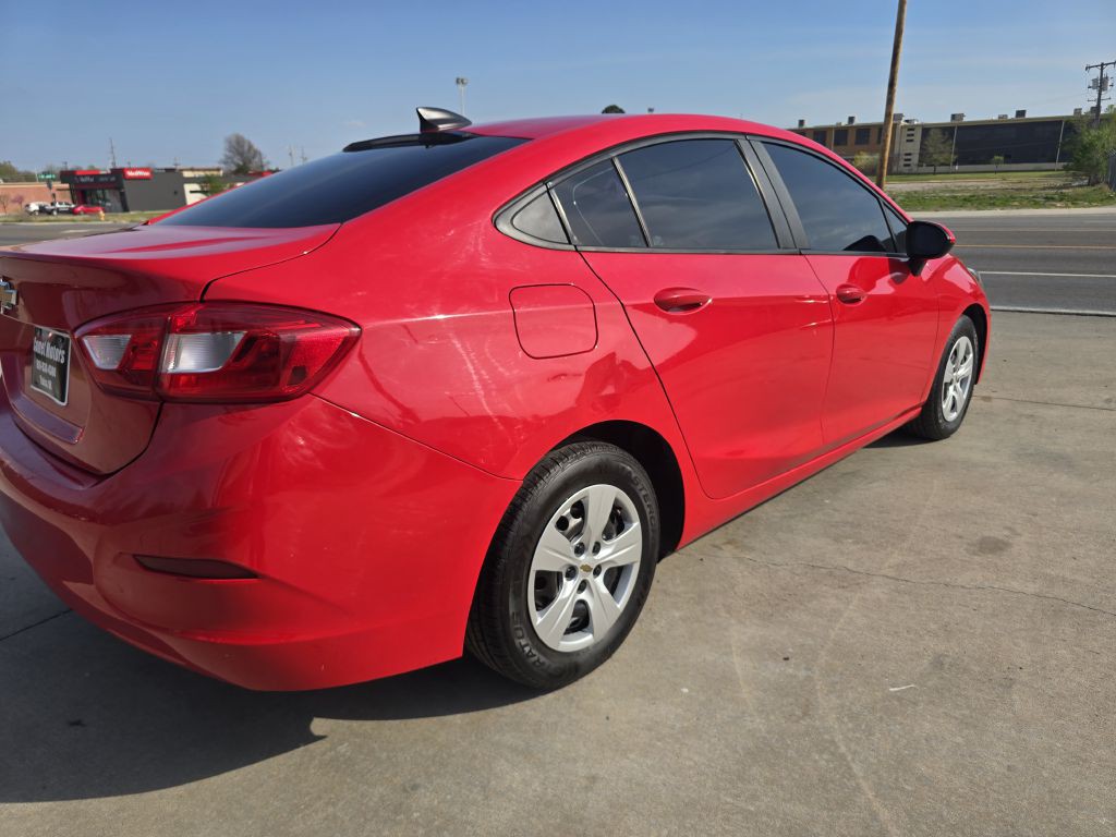 2016 Chevrolet Cruze Image 3